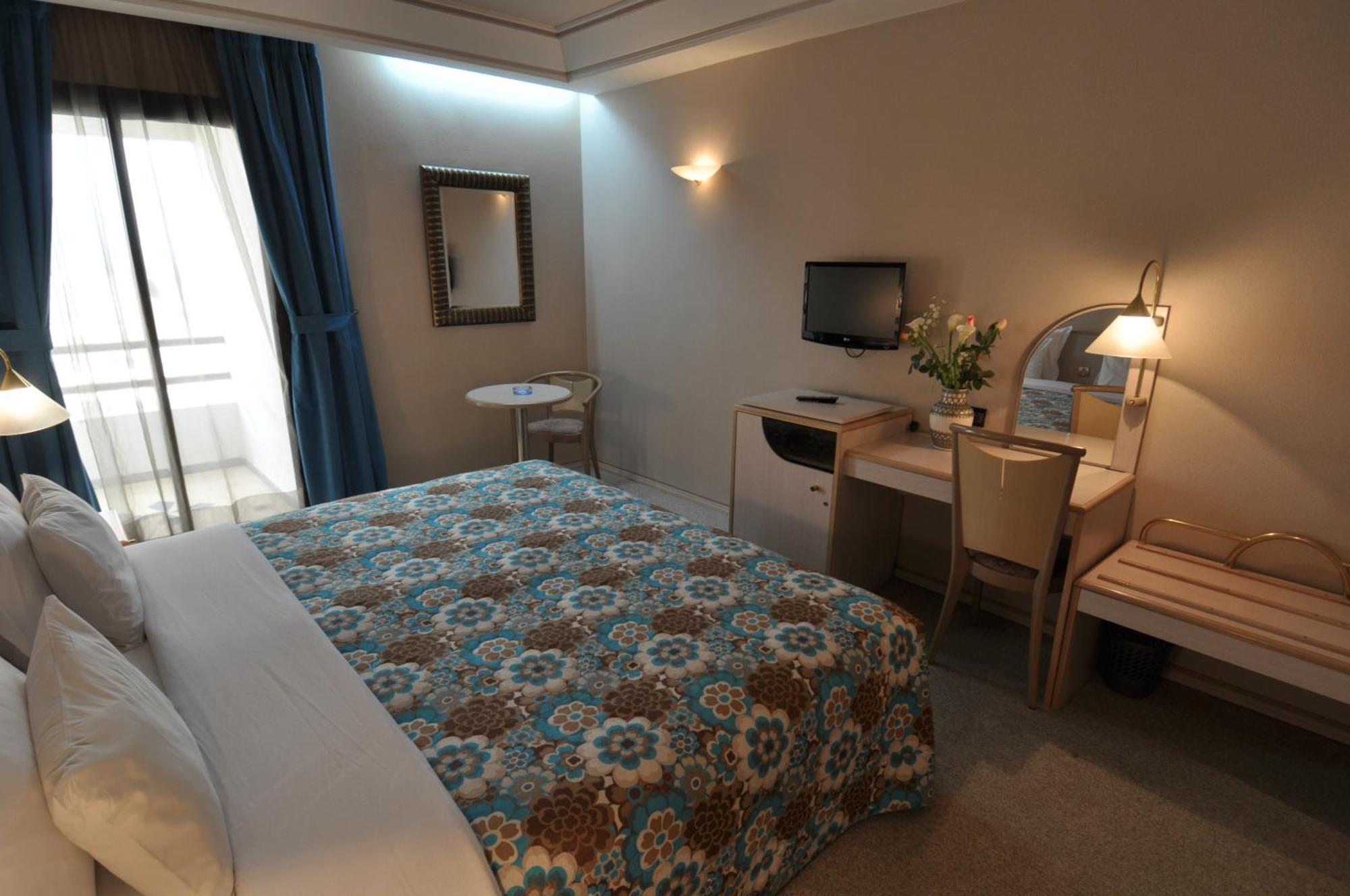 Hotel Wassim Fez Habitación foto