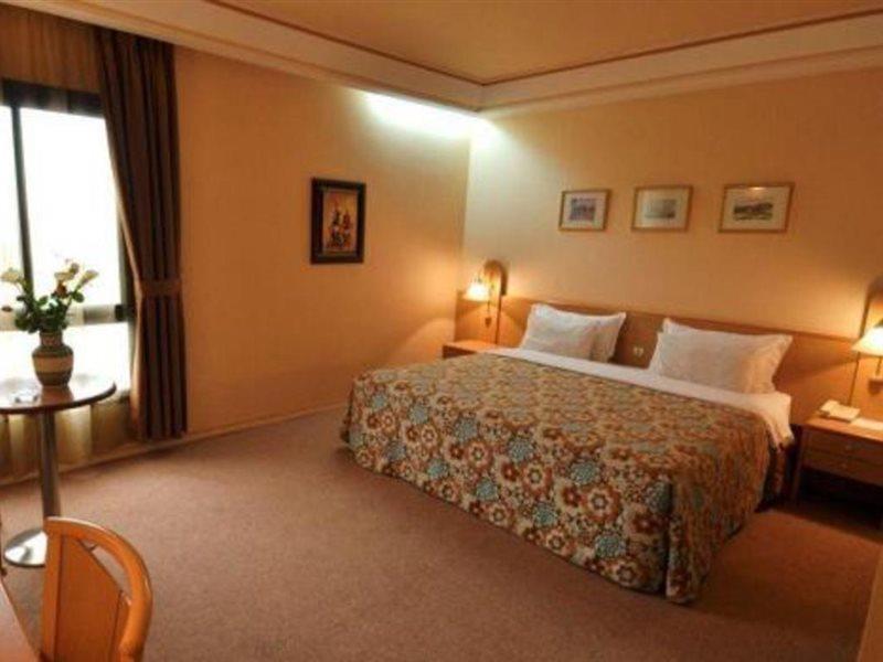 Hotel Wassim Fez Exterior foto